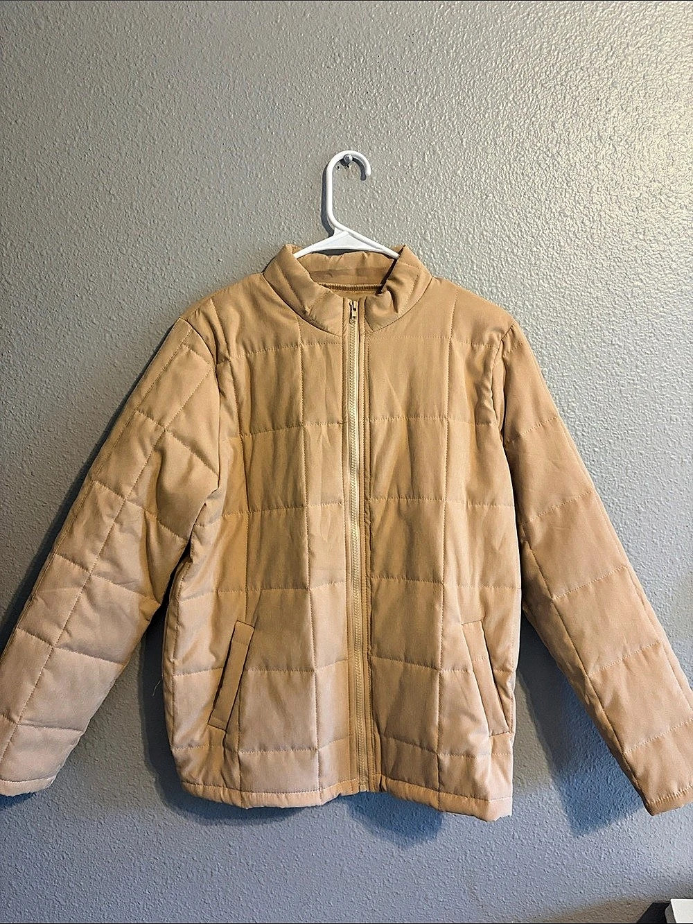Quilted Puffer Jacket in Brown Like New